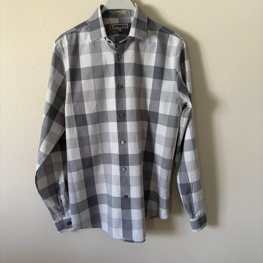 Express Men's Gray/White Plaid Slim Fit Long Sleeve Shirt 100% Cotton, Medium